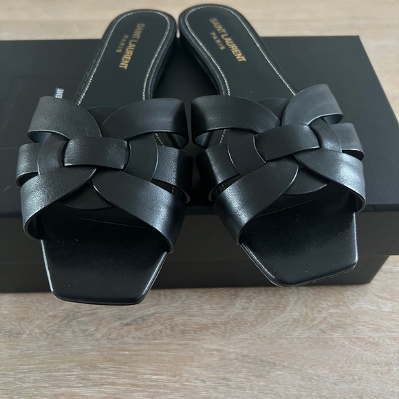 YSL Tribute Nu Pieds Slide Sandal - Picture 10 of 13